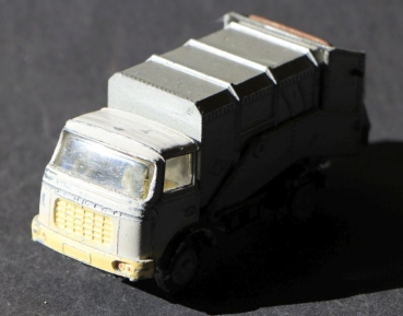 FJ France Jouets Berliet GAK Garbage Truck 1964 DieCast Model (3064)